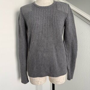 L.L. Bean Women's Commando Sweater Gray Merino Lambswool Crewneck Large ribbed